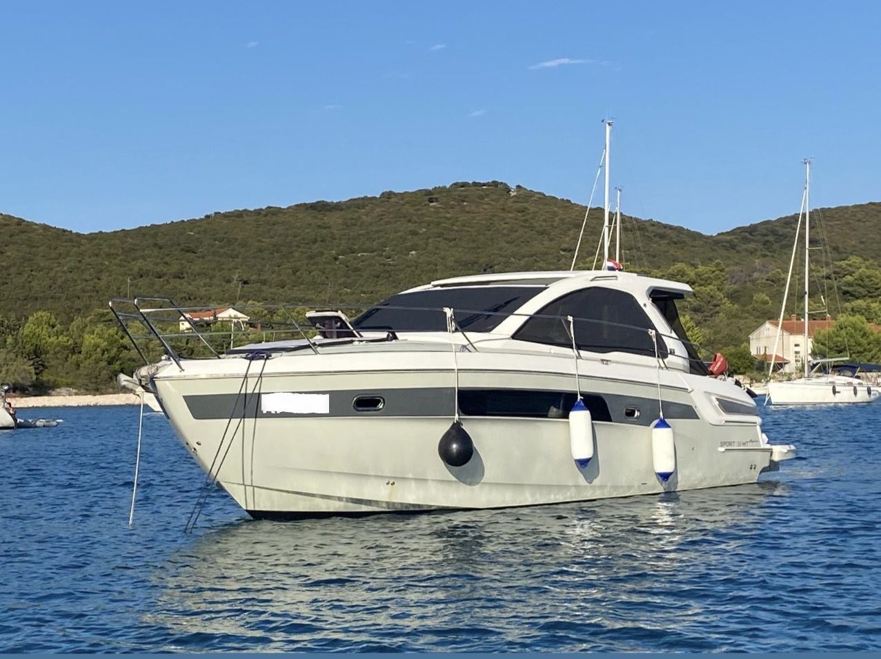 Bavaria 39 HT Highline D6 - 2014 - for sale: 155000.-EUR